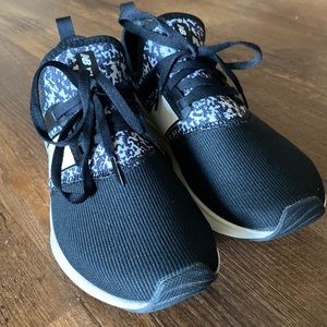 New balance comfort shoes. Worn once.